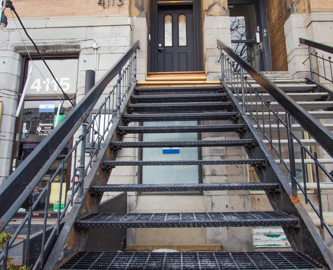 Studio #12 - Self Check-In - Plateau - St-Denis Montreal Apartment